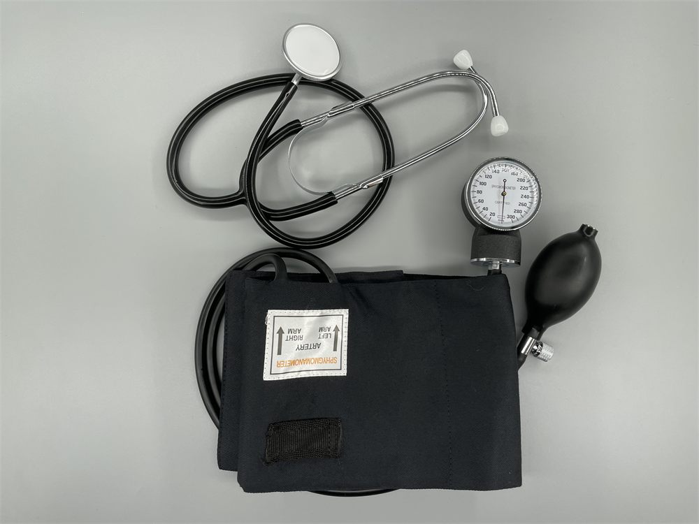 Standard Aneroid Sphygmomanometer