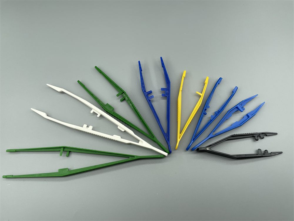 Plastic Forceps